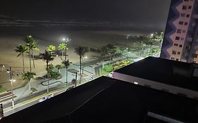 Apartamento pé na areia